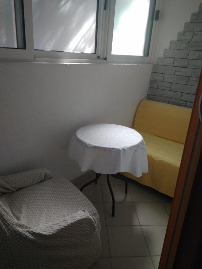 Apartmani Carevic Baška Voda Esterno foto